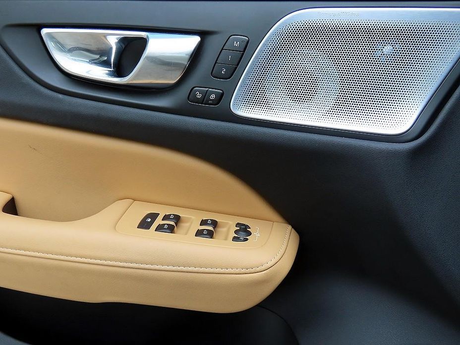 Volvo V60 2022