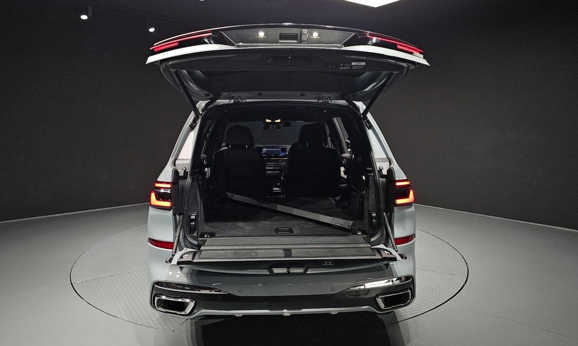 BMW X7 2024