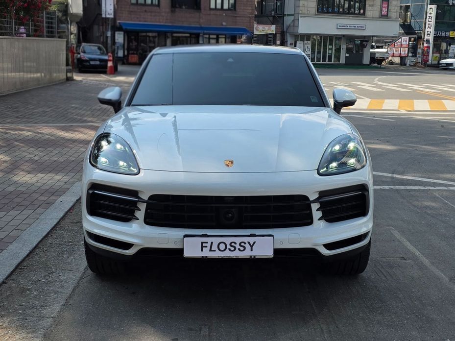 Porsche Cayenne 2021