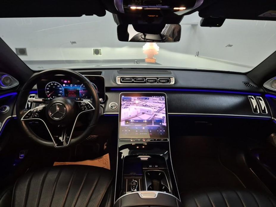 Mercedes-Benz S-Class 2024