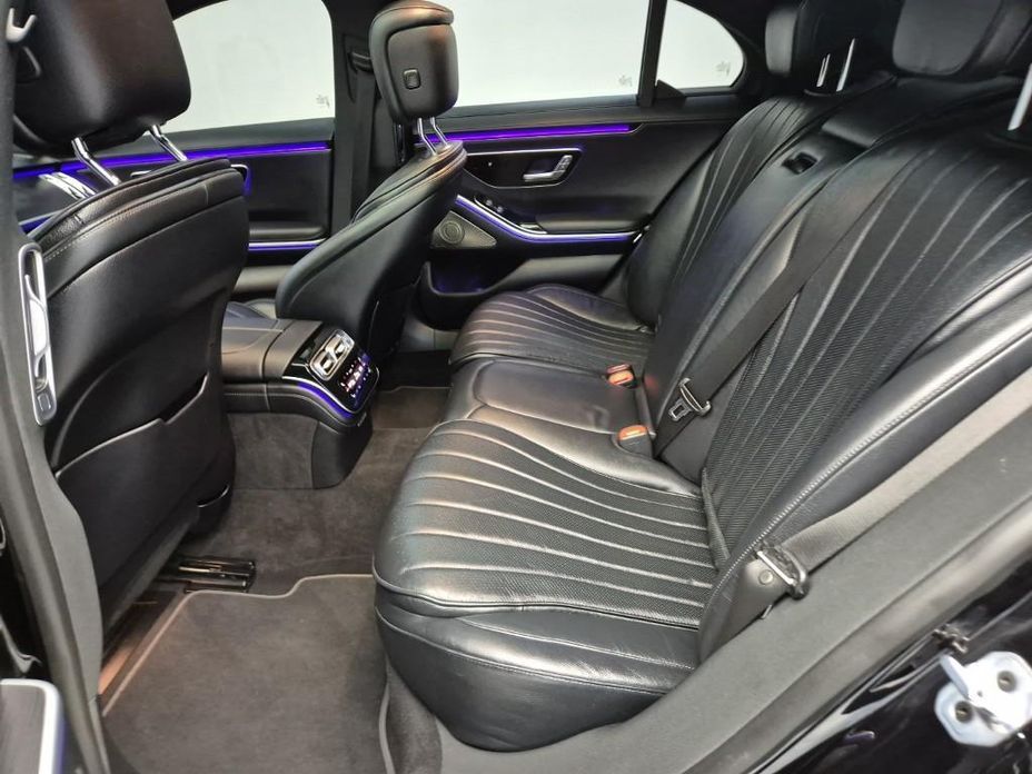 Mercedes-Benz S-Class 2024