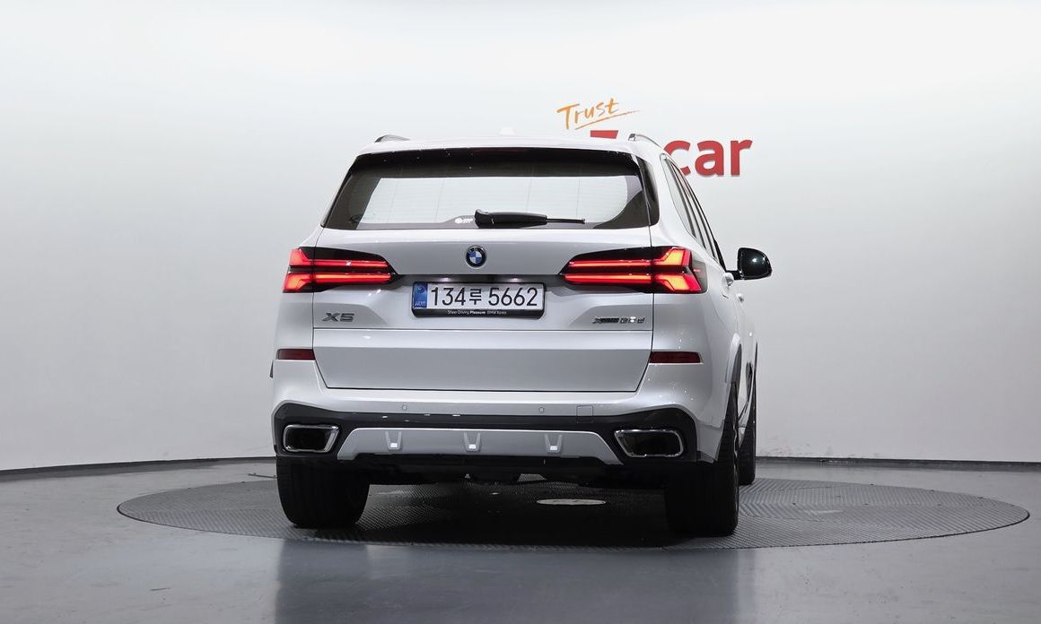 BMW X5 2025