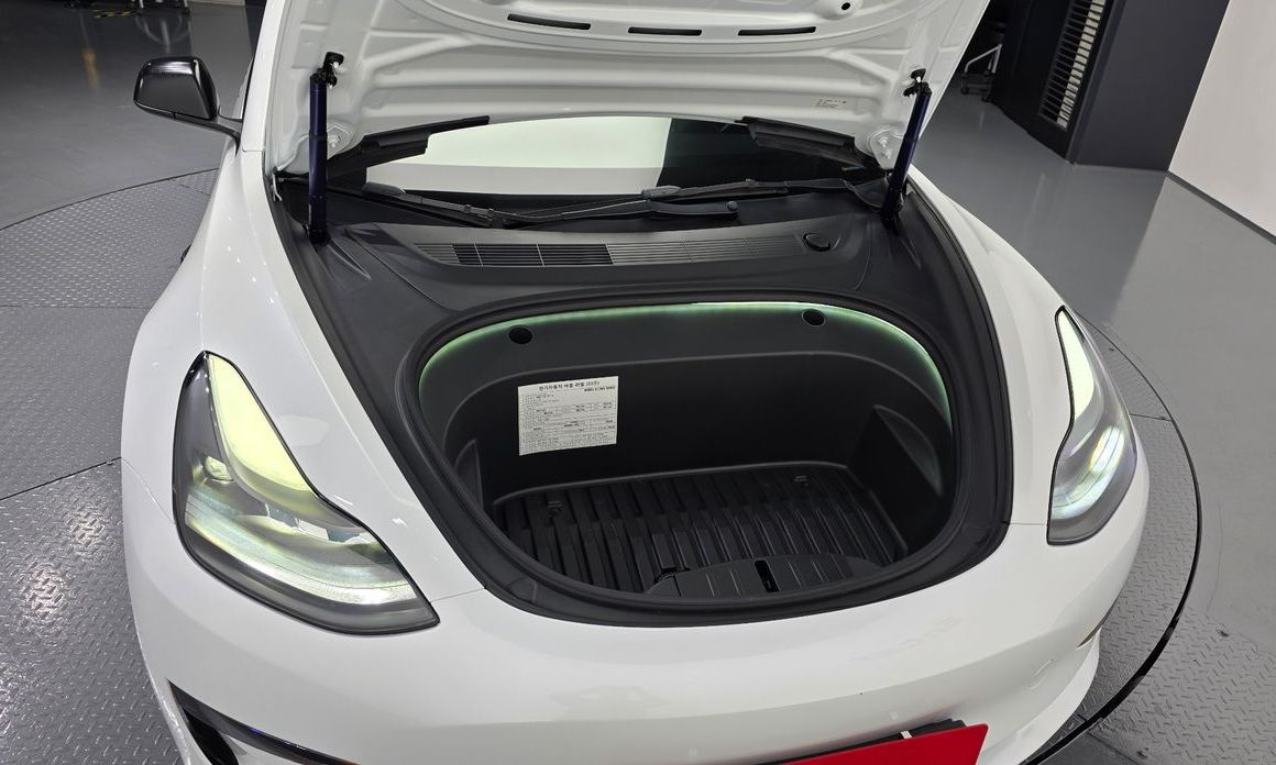 Tesla Model 3 2022