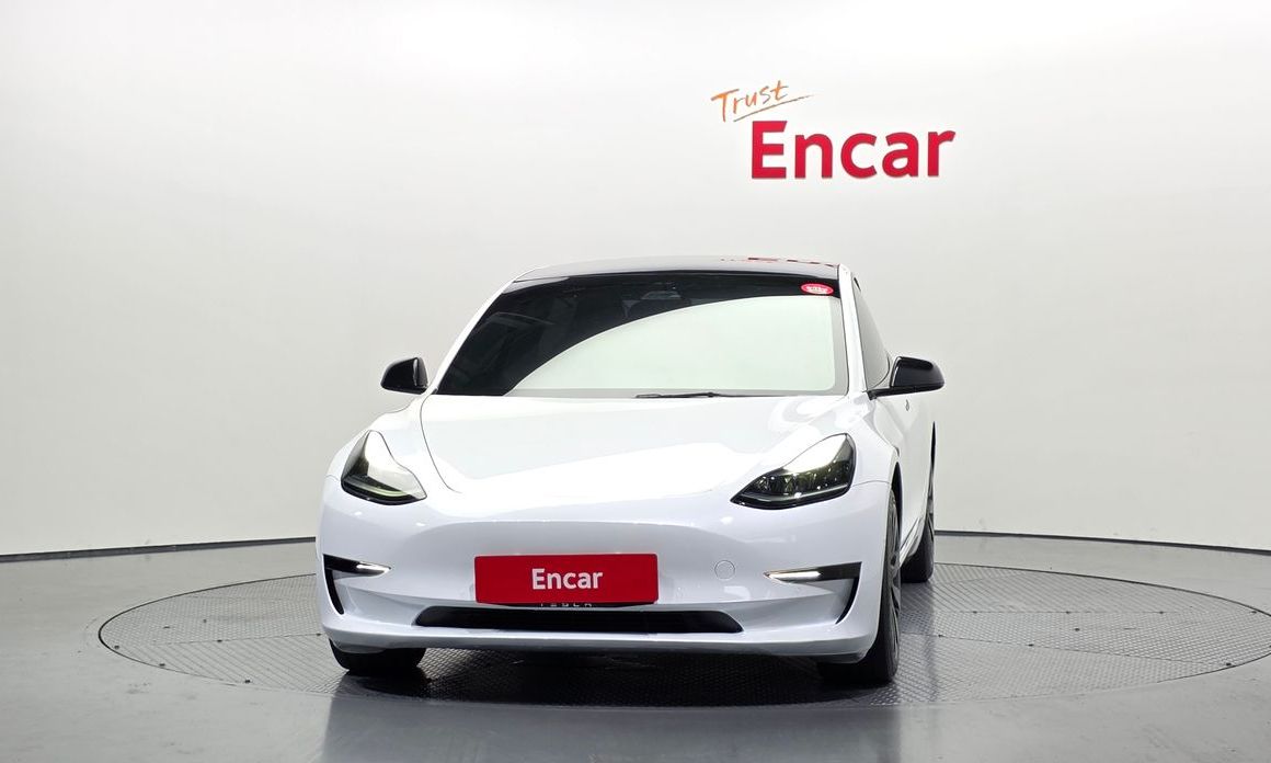 Tesla Model 3 2022