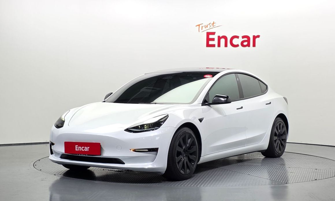 Tesla Model 3 2022