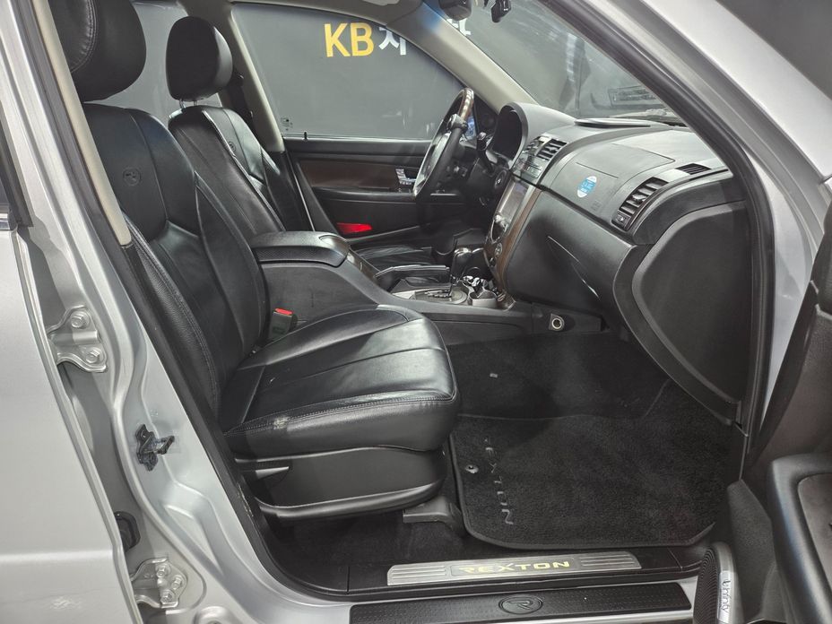 KG_Mobility_Ssangyong Rexton 2013