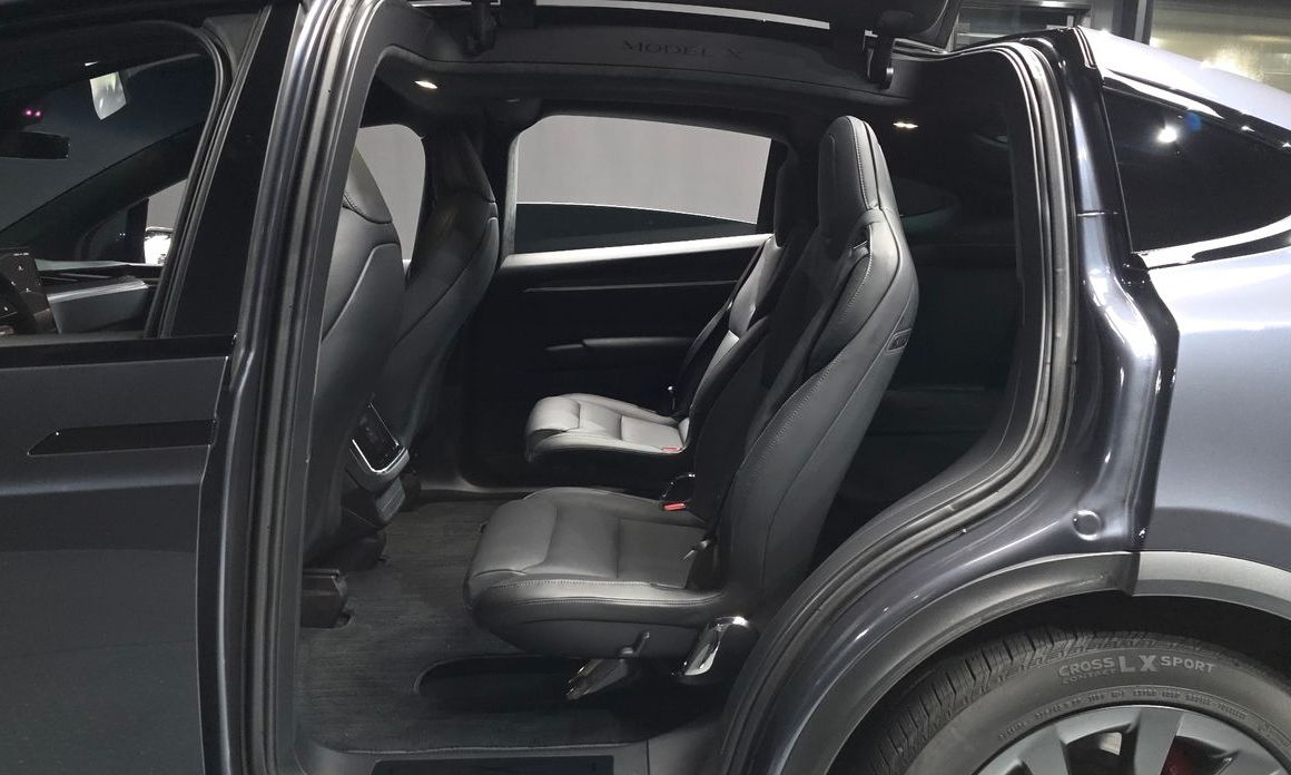 Tesla Model X 2023
