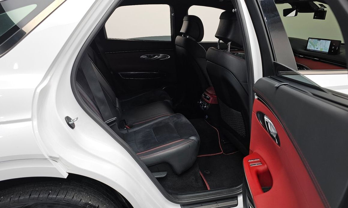 Genesis GV70 2021