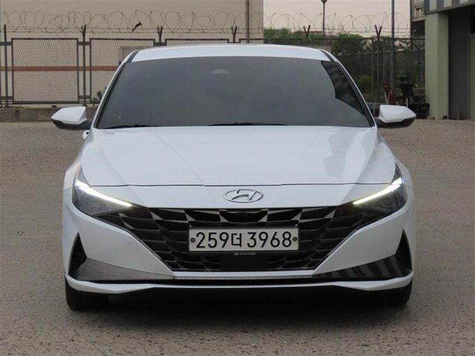Hyundai AVANTE 2021