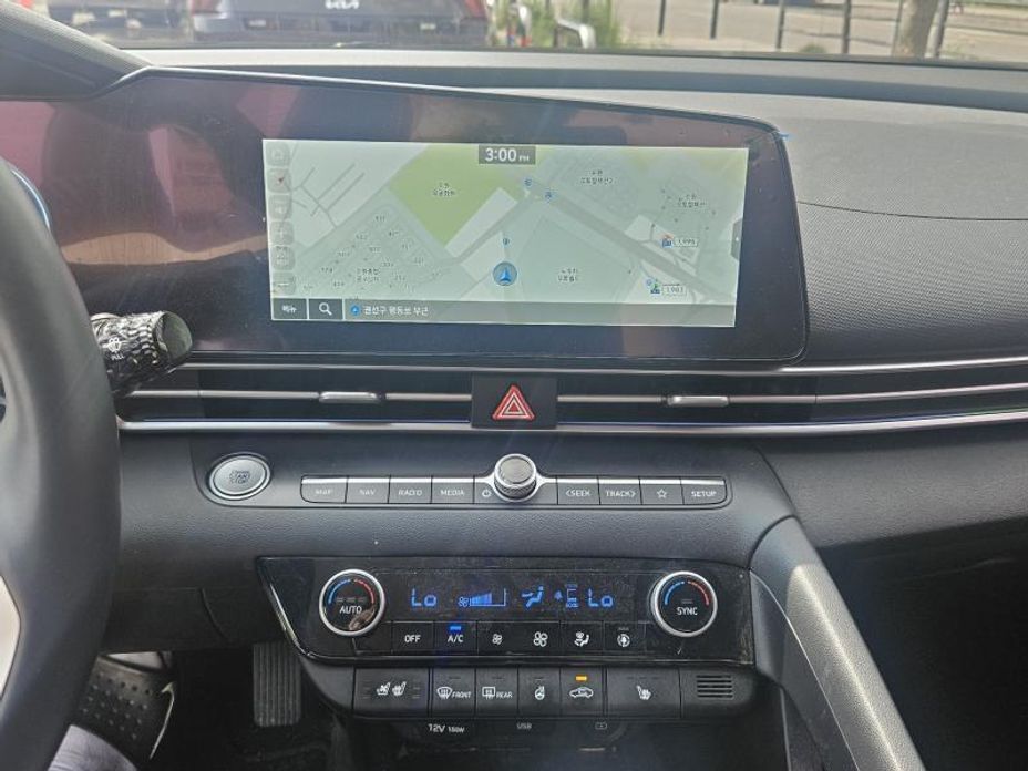 Hyundai AVANTE 2021