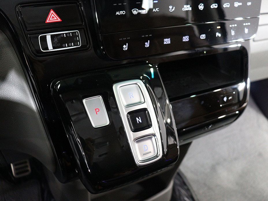 Hyundai Staria 2023