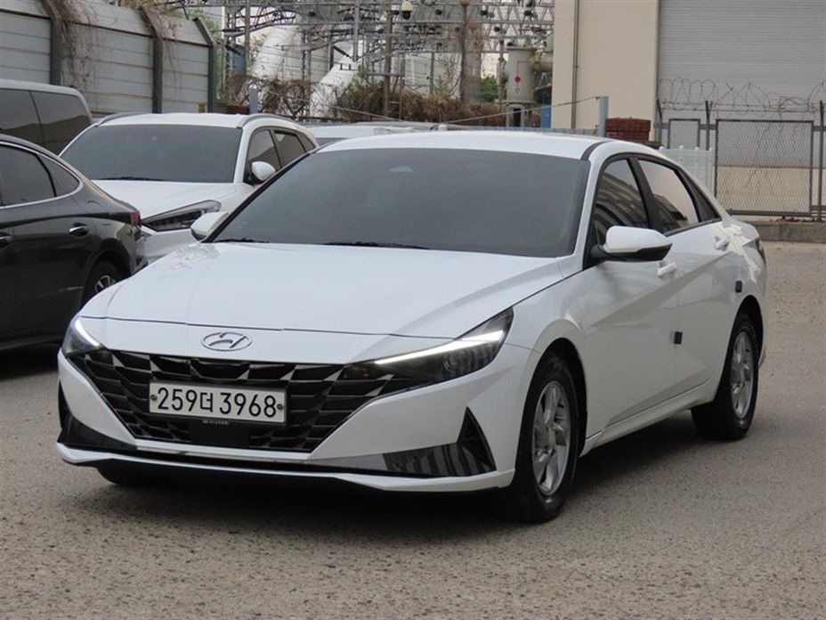 Hyundai AVANTE 2021