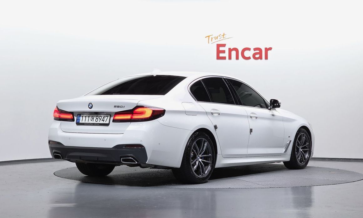 BMW 5-Series 2022