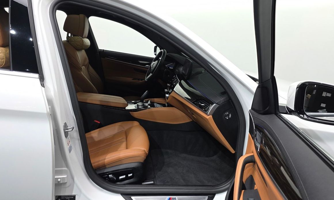 BMW 5-Series 2022