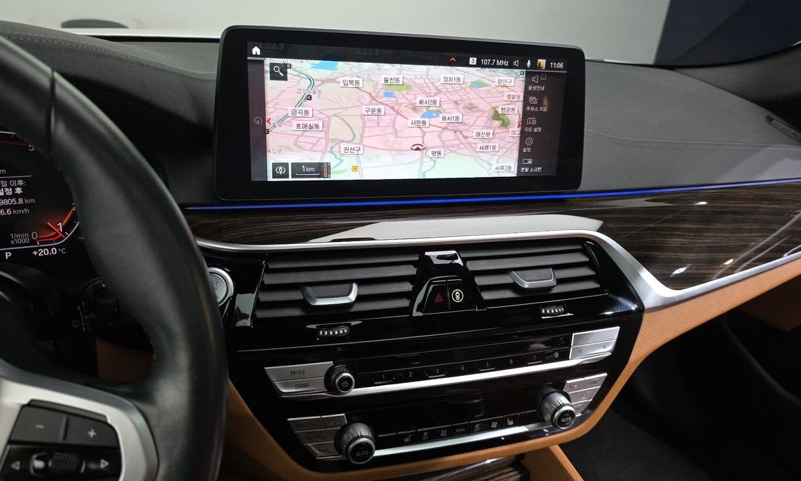 BMW 5-Series 2022