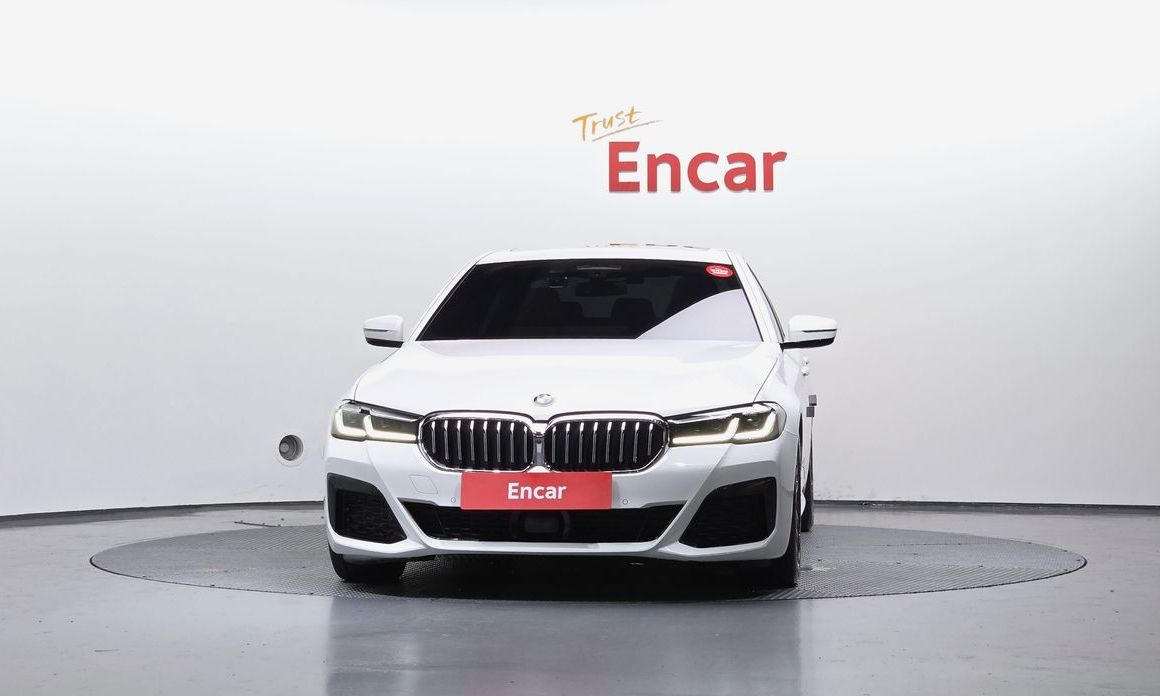 BMW 5-Series 2022