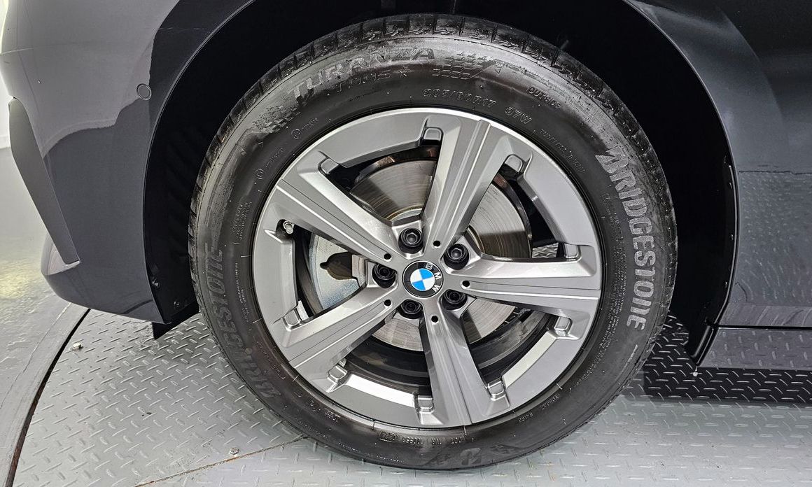 BMW 2-Series 2024