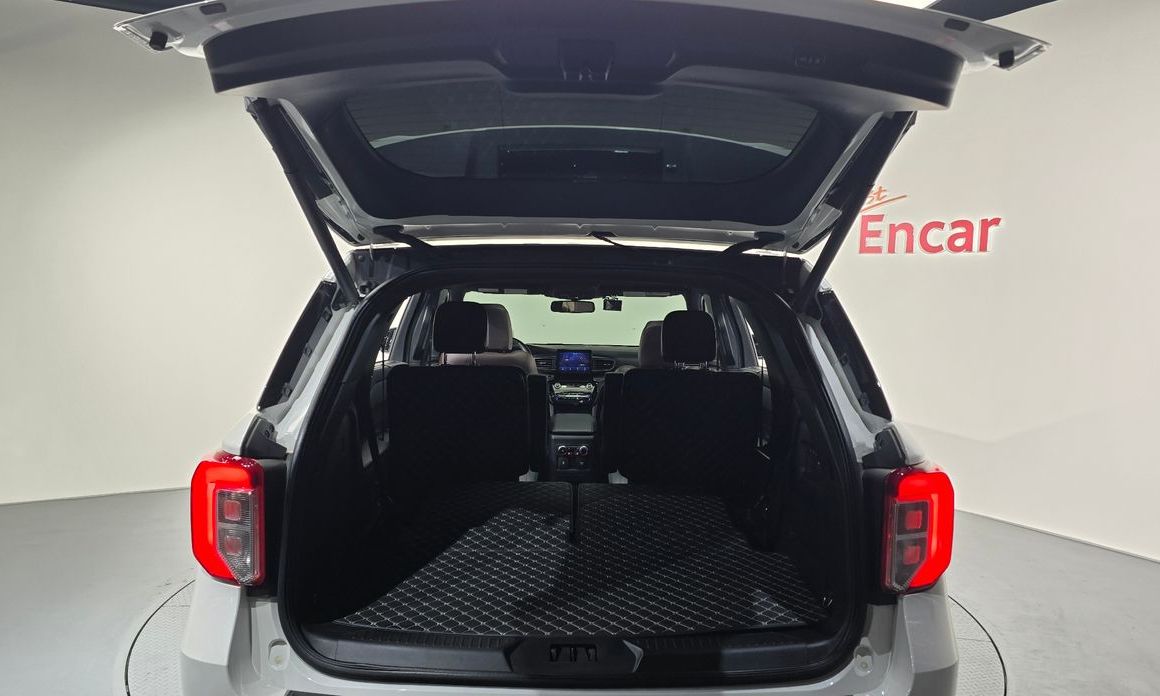 Ford Explorer 2023