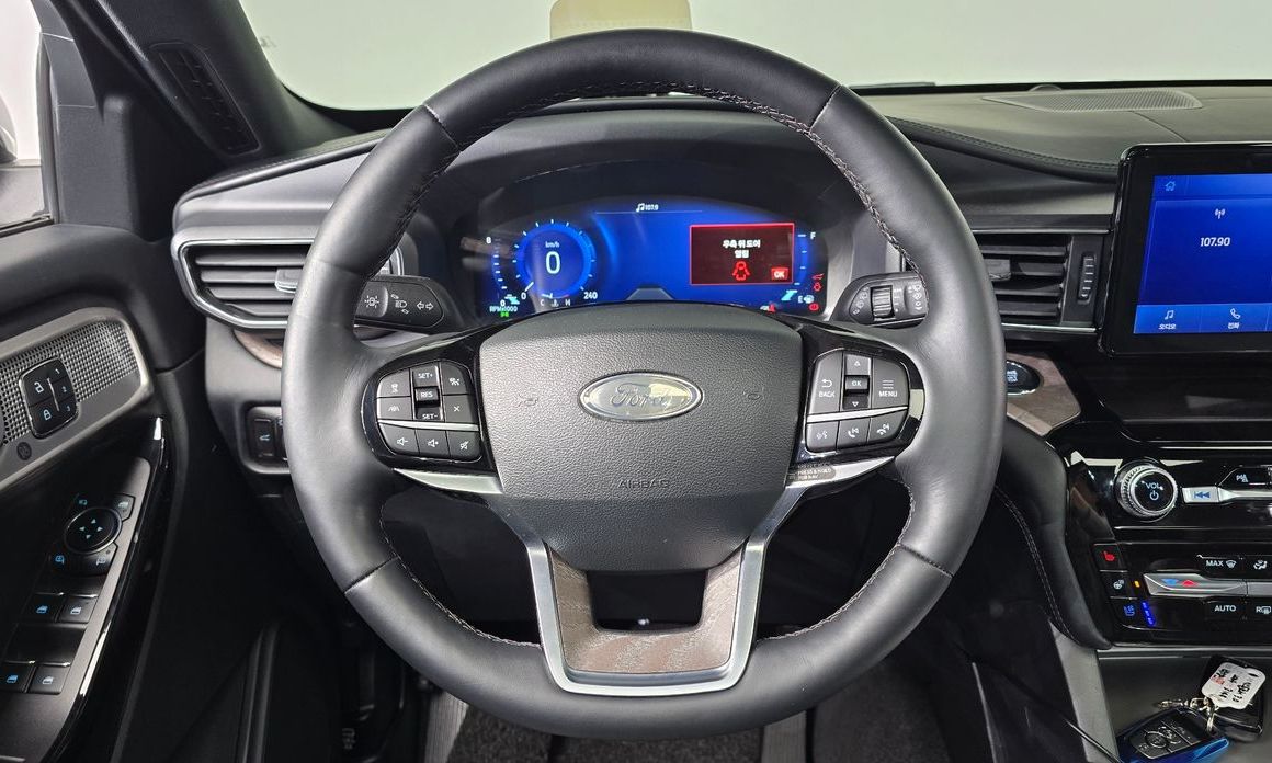 Ford Explorer 2023