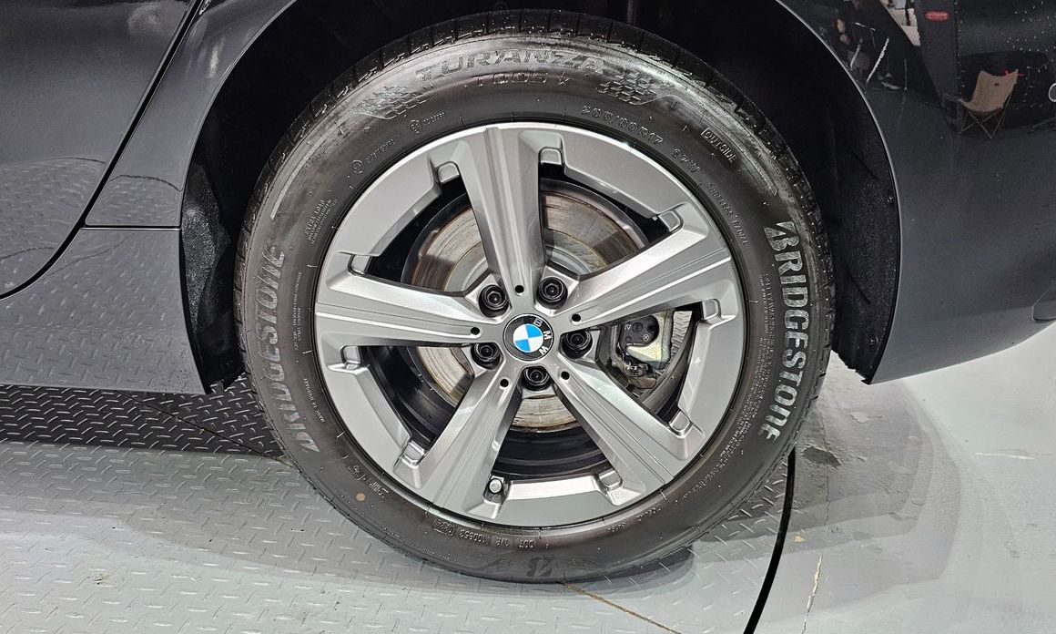 BMW 2-Series 2024