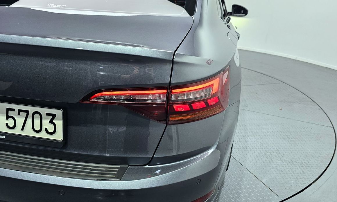 Volkswagen Jetta 2021