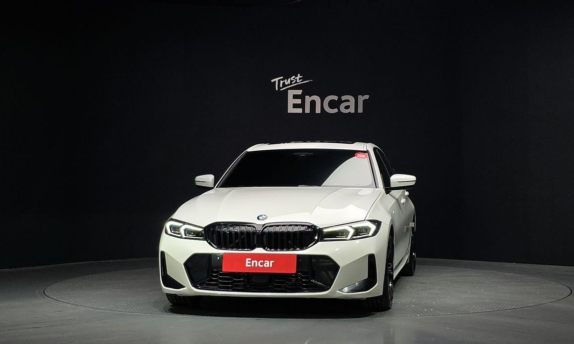 BMW 3-Series 2023