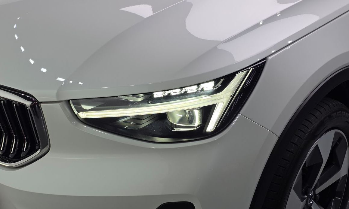 Volvo XC40 2024
