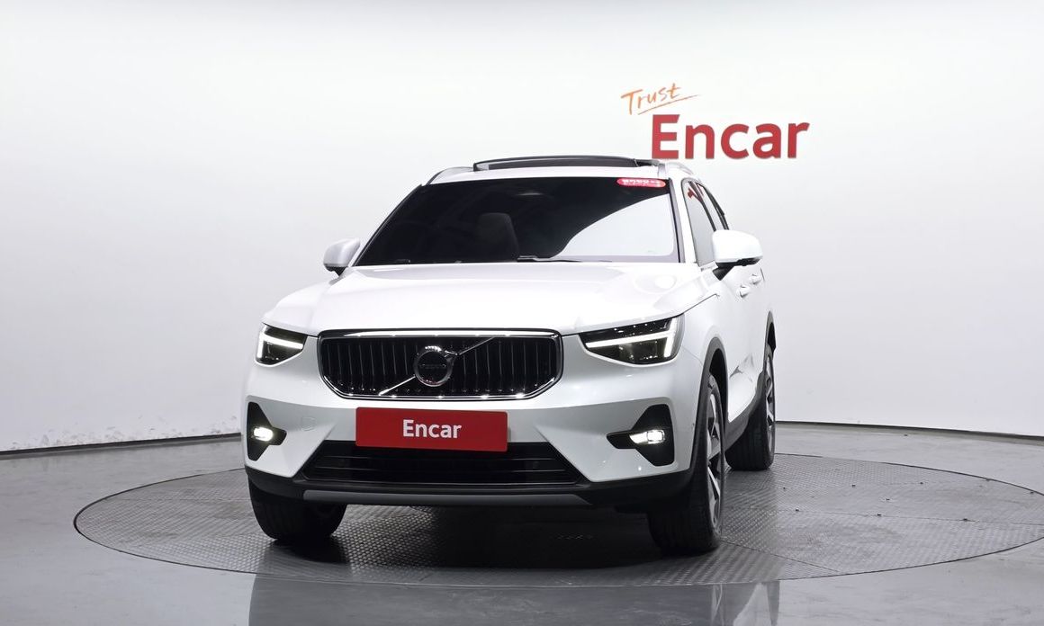 Volvo XC40 2024