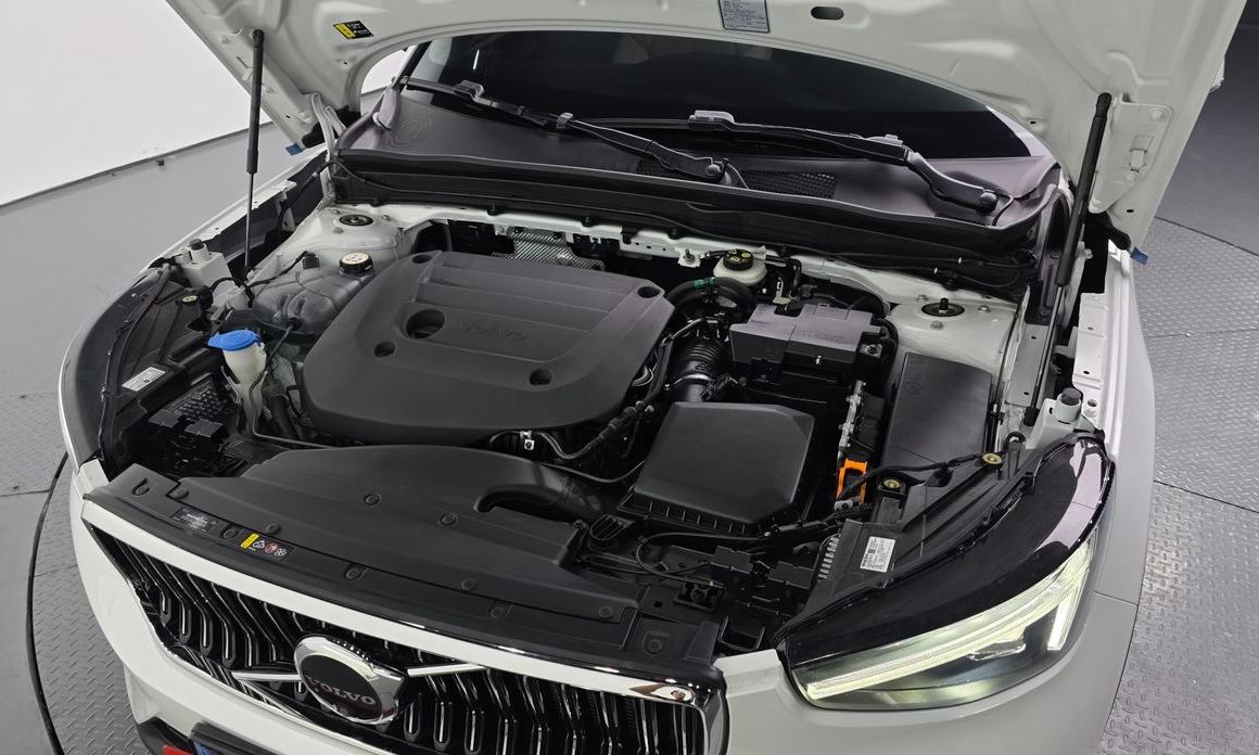 Volvo XC40 2024