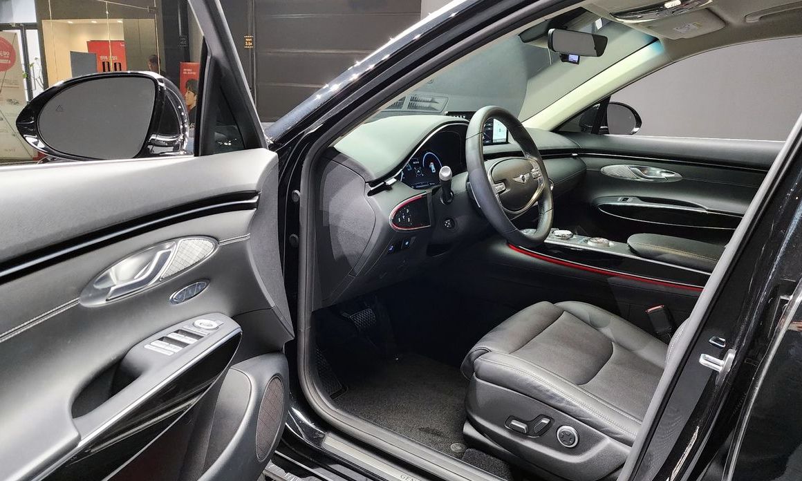 Genesis GV70 2023