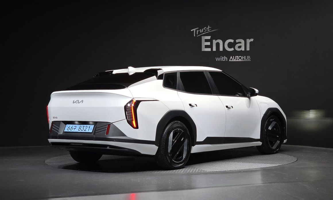 Kia EV4 2026