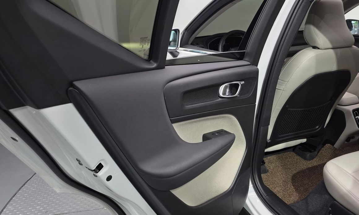Volvo XC40 2024