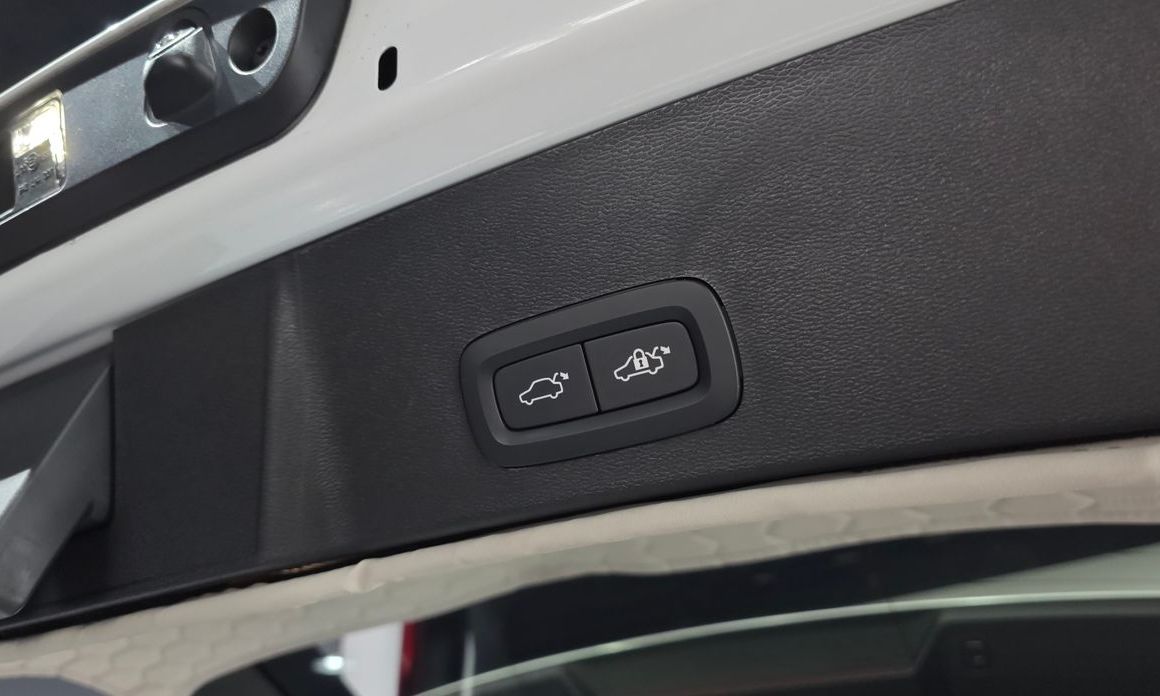 Volvo XC40 2024