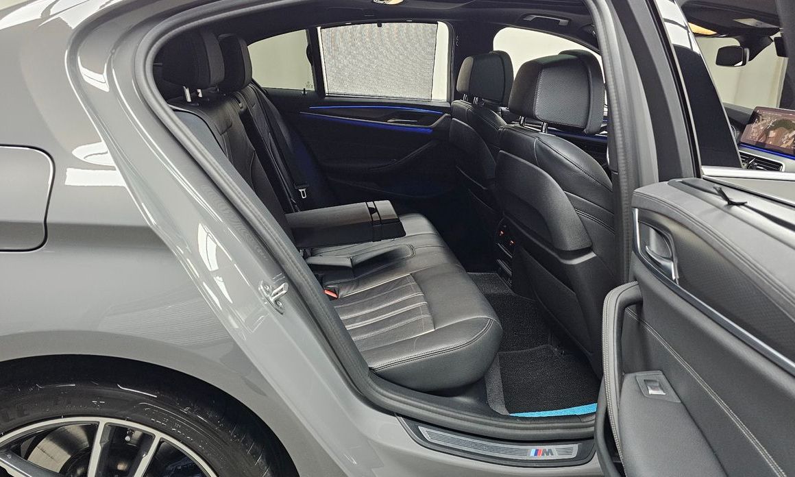 BMW 5-Series 2022