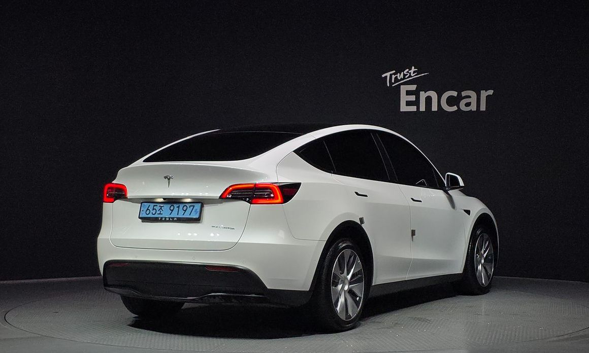 Tesla Model Y 2022