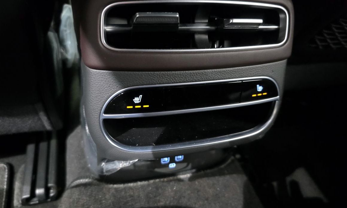 Genesis GV70 2023