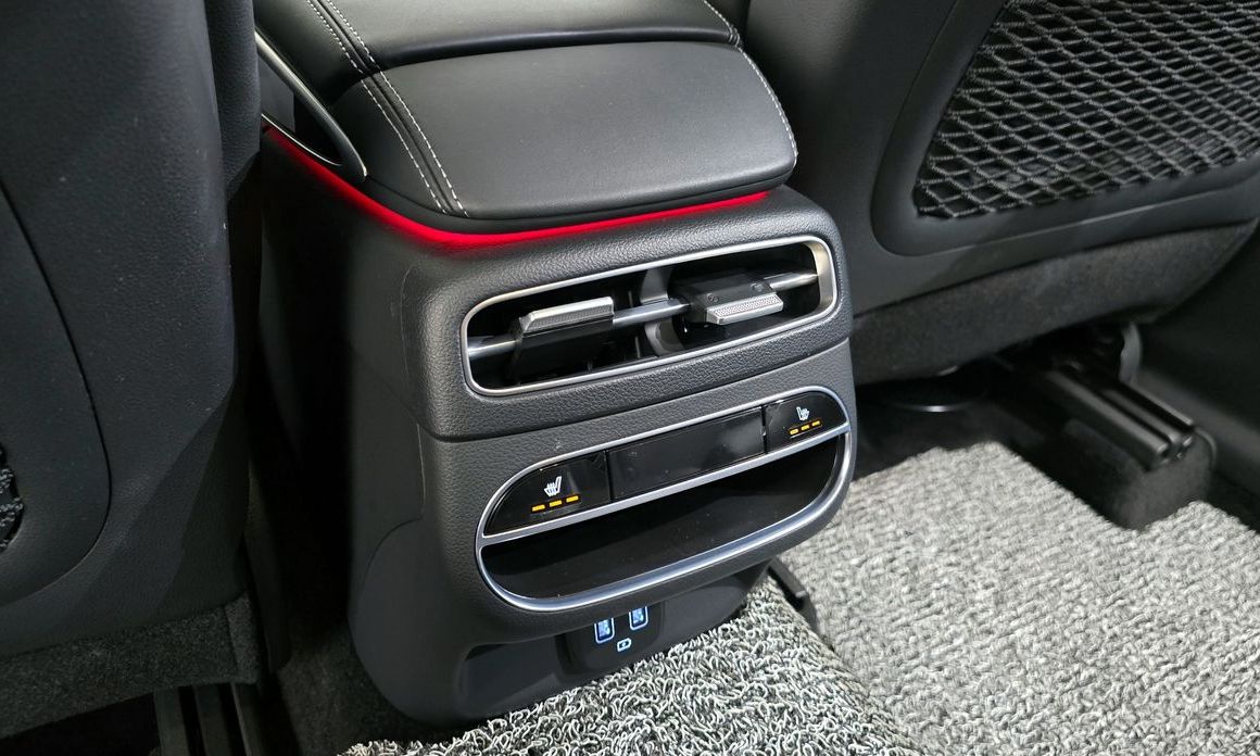 Genesis GV70 2024