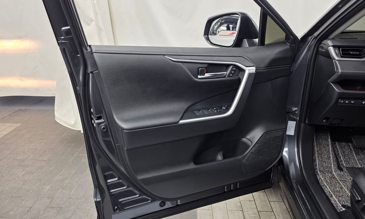 Toyota RAV4 2025