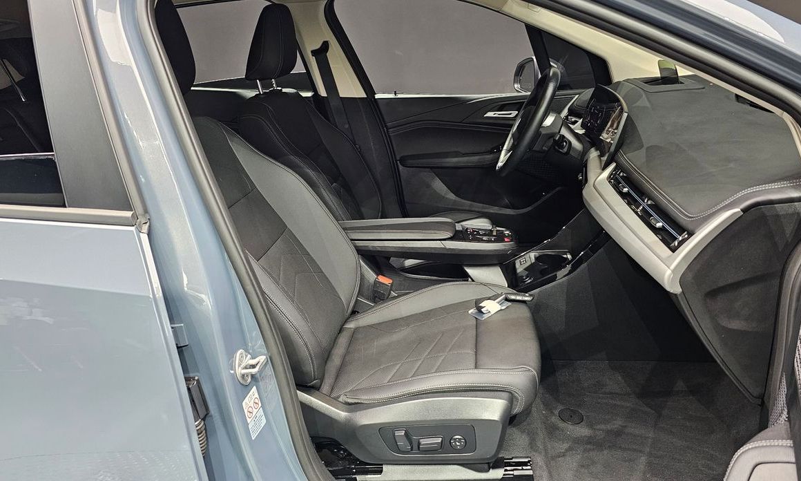 BMW 2-Series 2023