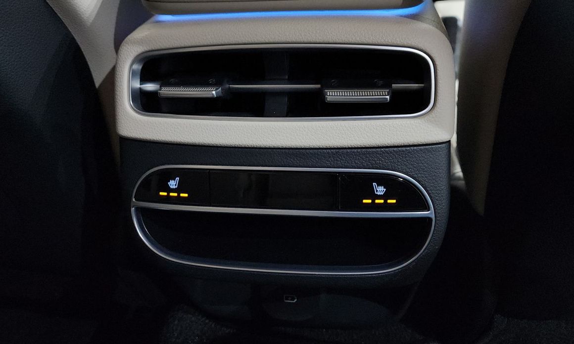 Genesis GV70 2023