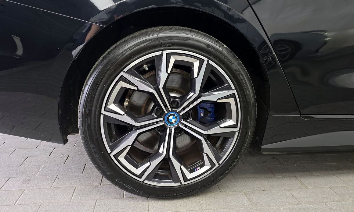 BMW i4 2024