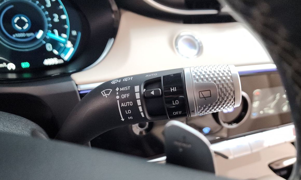 Genesis GV70 2023