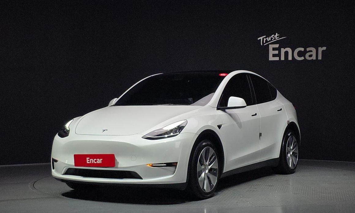 Tesla Model Y 2022