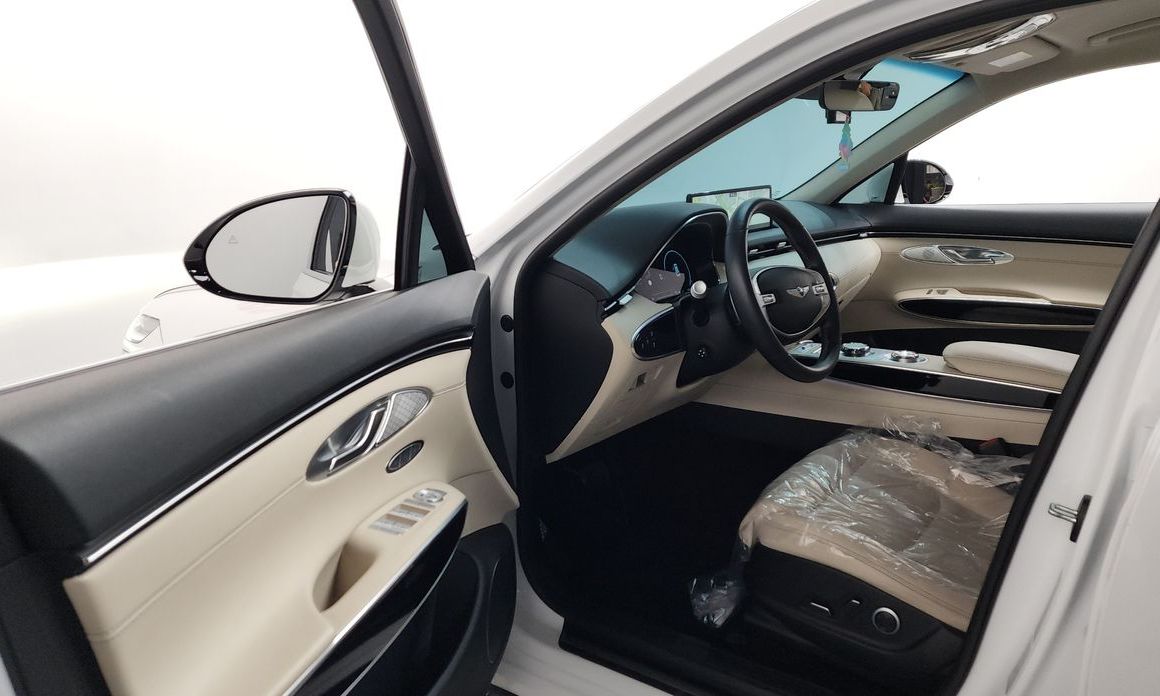Genesis GV70 2023