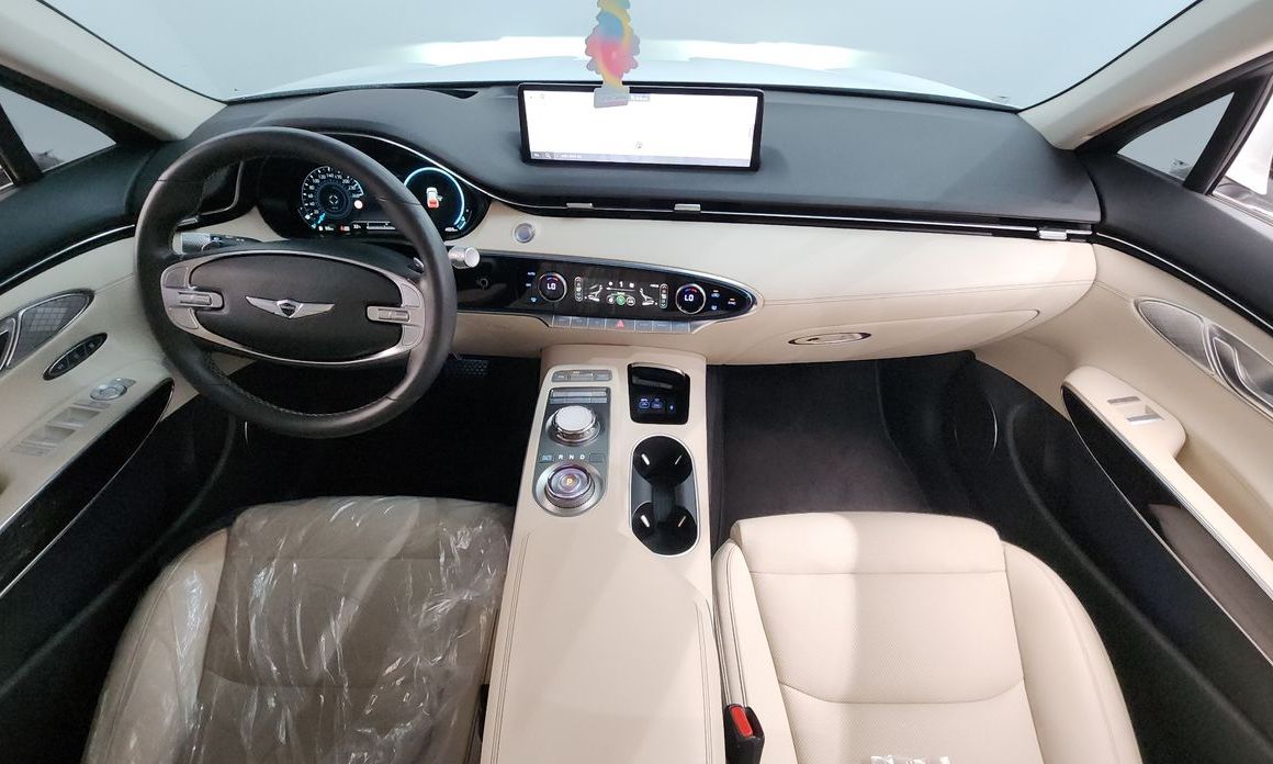 Genesis GV70 2023