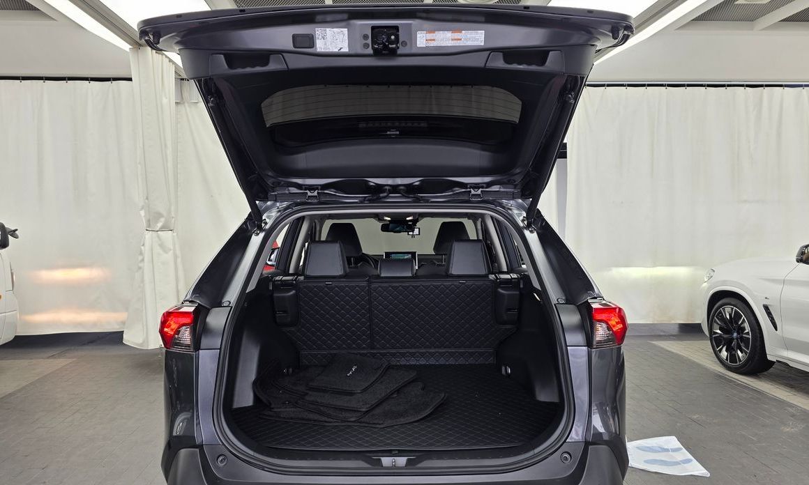 Toyota RAV4 2025