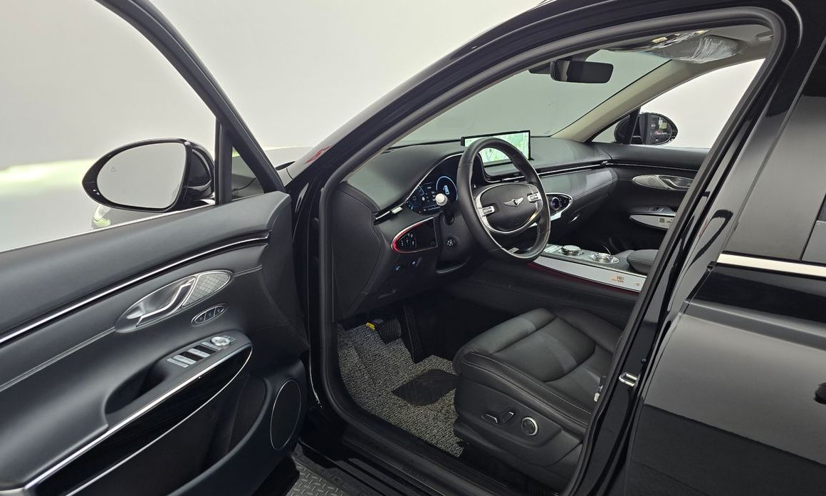 Genesis GV70 2024