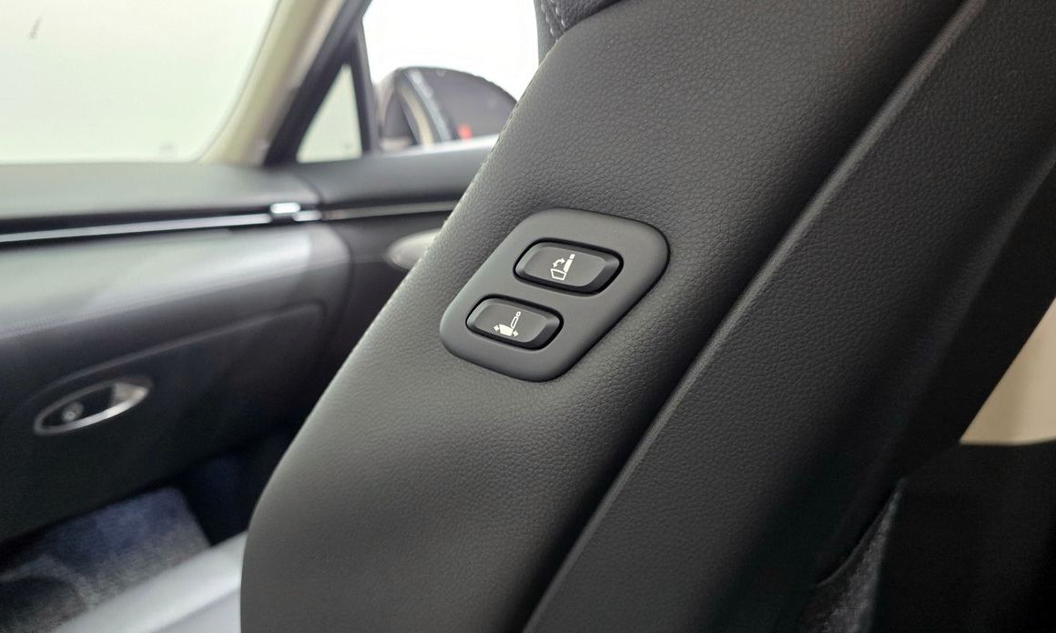 Genesis GV70 2024