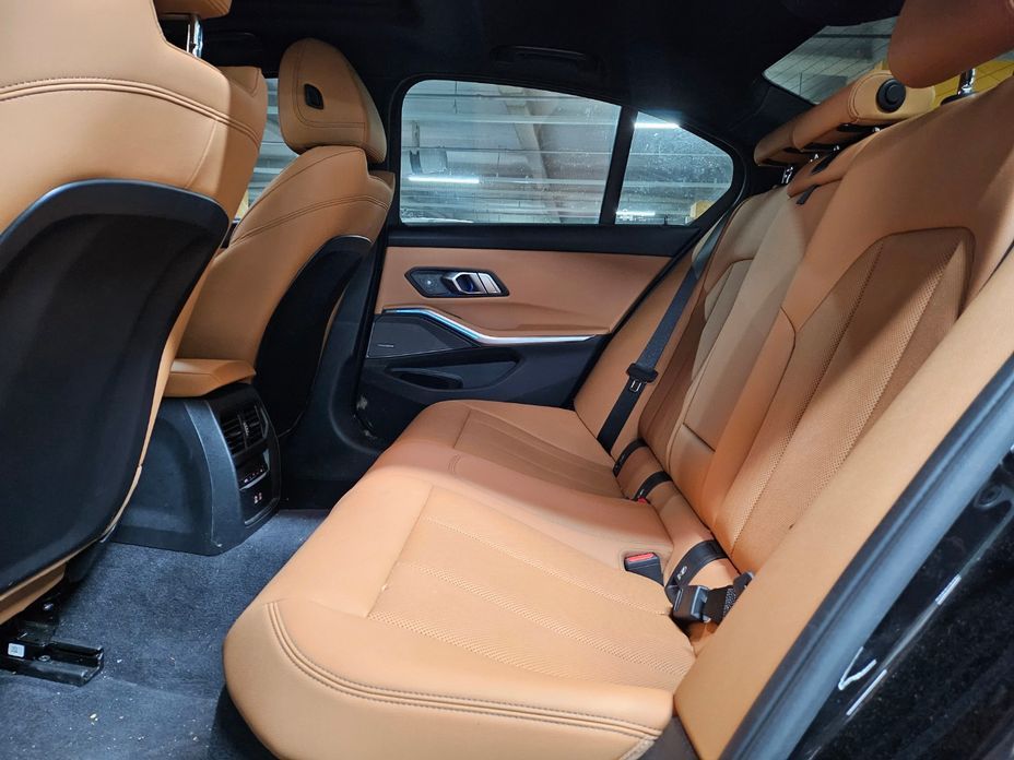 BMW 3-Series 2025
