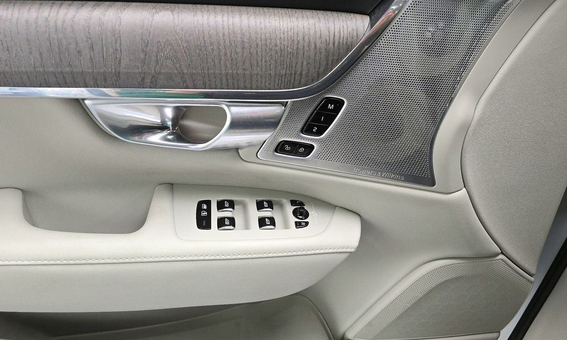 Volvo S90 2023